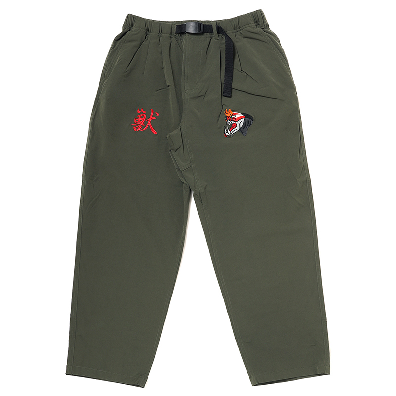 RADIO EVA A081 THE BEAST EMBROIDERY Tapered Pants/OLIVE