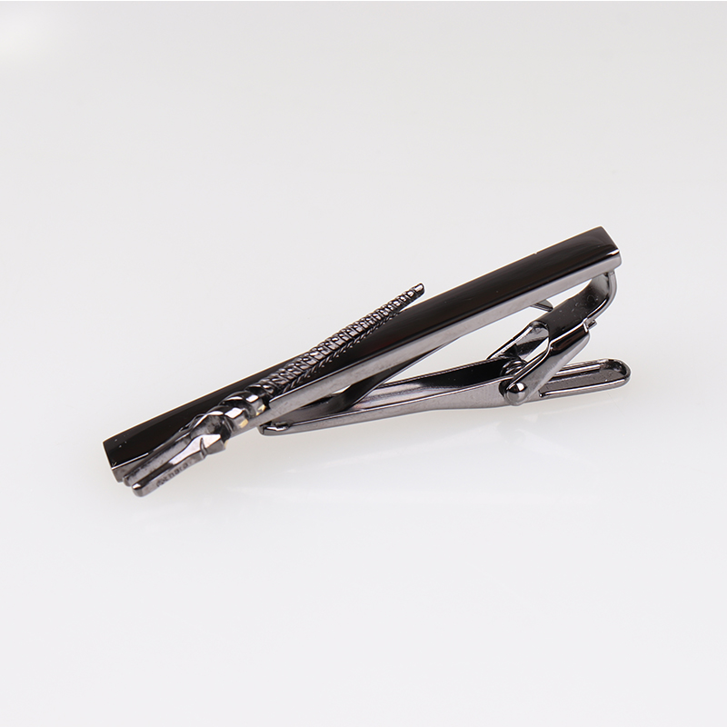 【EVANGELION × KONAKA/FUTATA】ネクタイピン/ロンギヌスの槍/ブラック