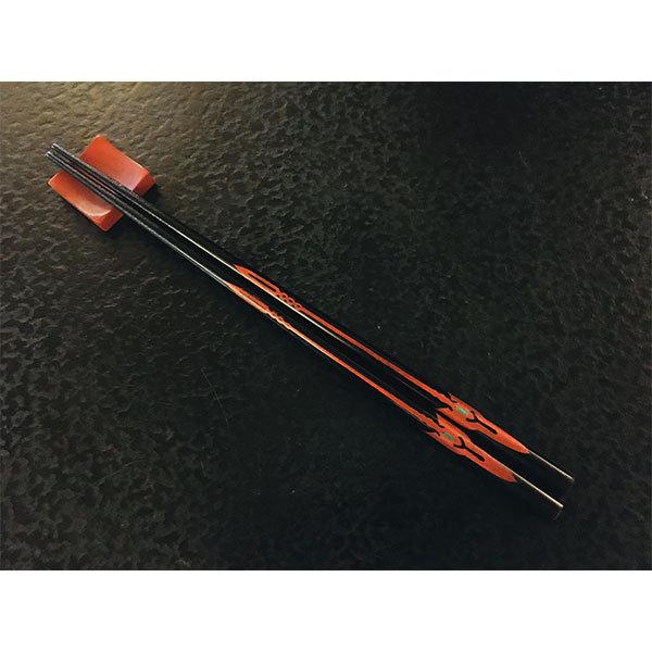 EVANGELIONコラボ輪島漆塗箸　黒塗／赤カシウスの槍／天金（加波次吉漆器店）