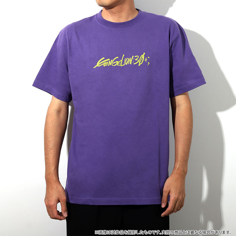 【EVANGELION:30+；】Tシャツ・ロゴ/紫  [お届け予定：2026年2月中旬]