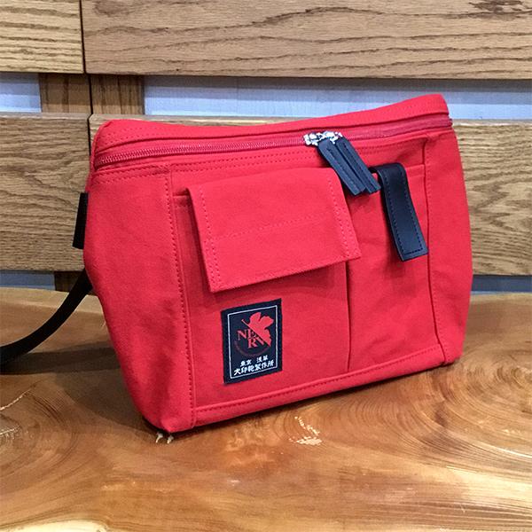 【エヴァンゲリオン x 犬印鞄製作所】6号帆布（SW加工）ヒップバッグ/レッド